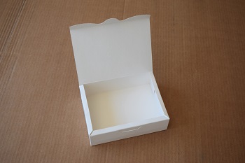 caja pastas blanca